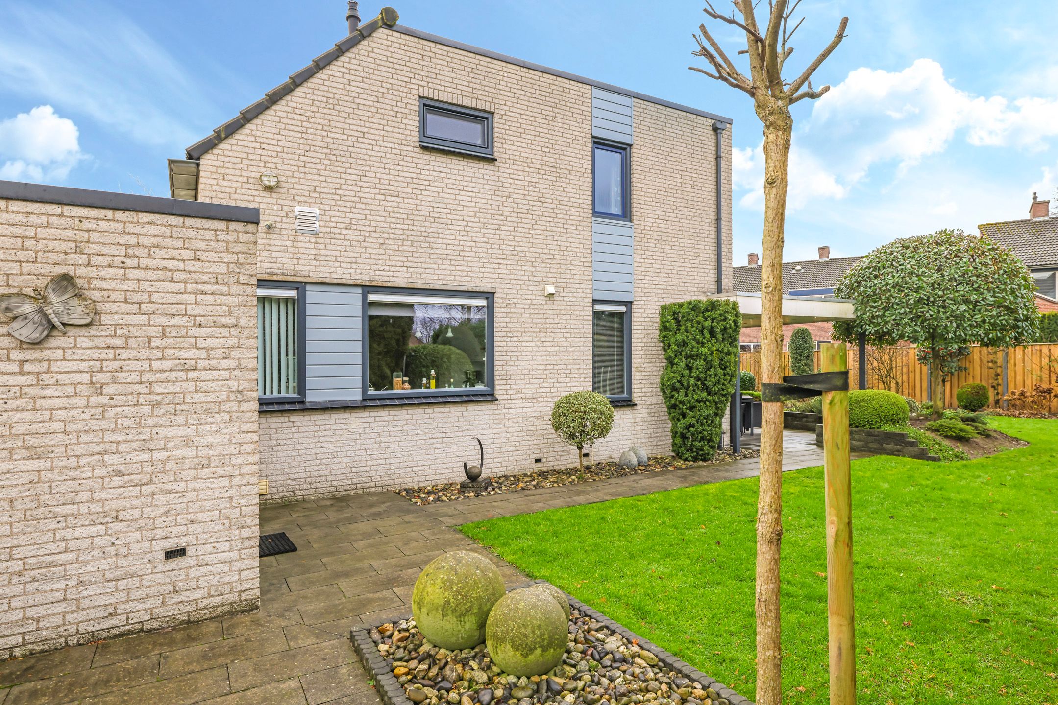 Foto 45 van Salemate 24