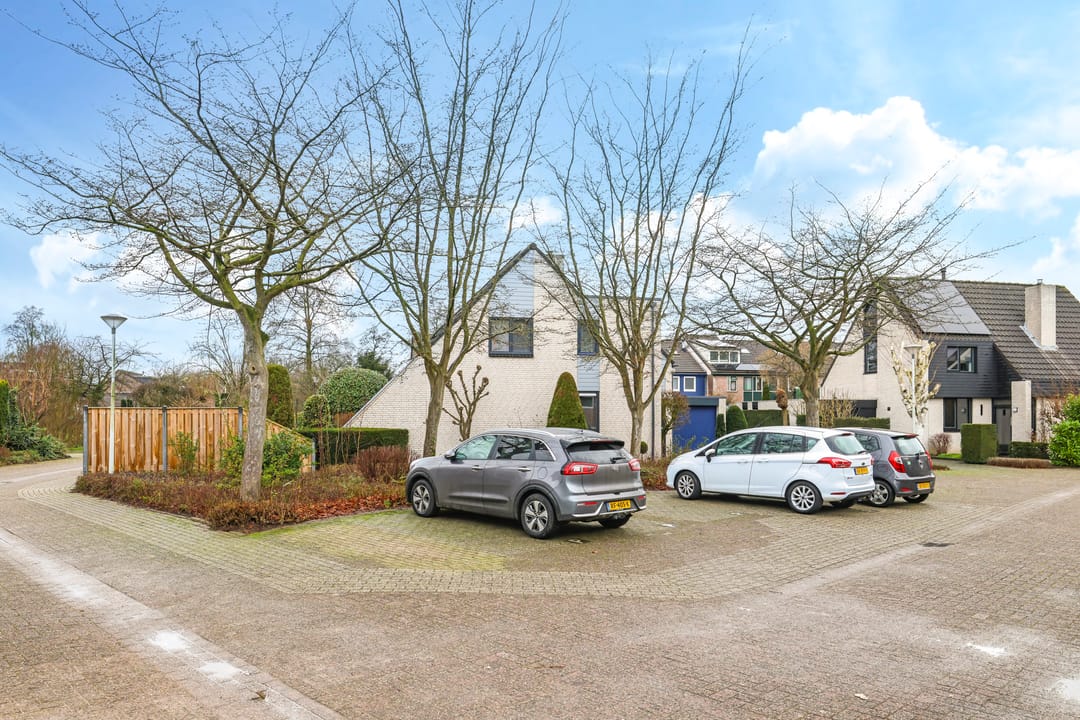 Foto 56 van Salemate 24