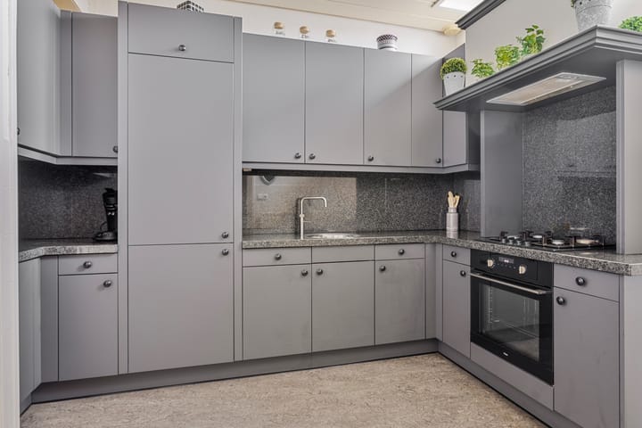 Foto 8 van Damstraat 144