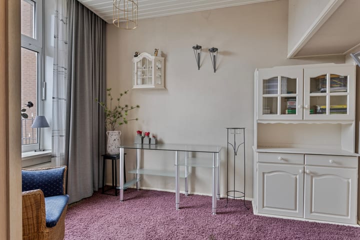 Foto 12 van Damstraat 144