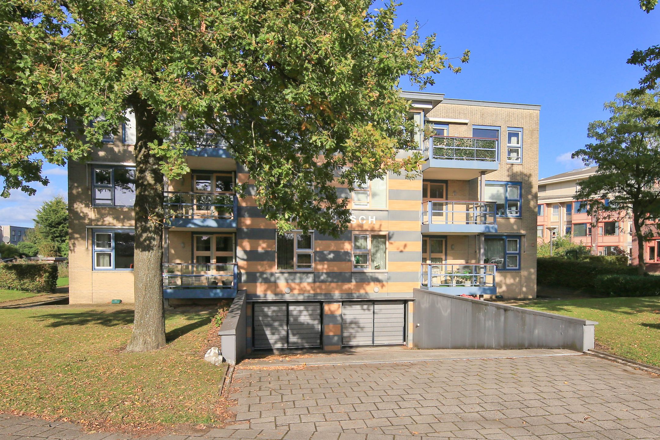 Foto 12 van Kamerlingh Onneslaan 139