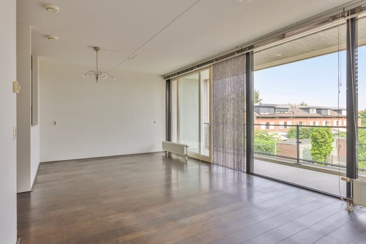 Photo 7 of de Lingert 5206-C