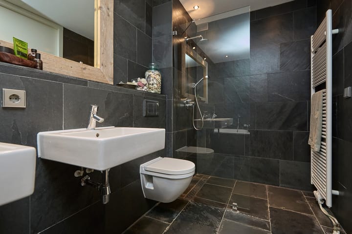 Foto 44 van Bert Haanstrakade 190