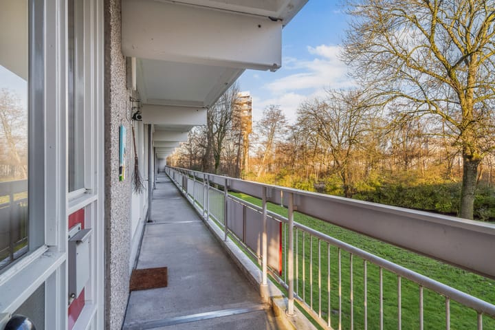 Foto 2 van Burgemeester A. van Walsumlaan 401