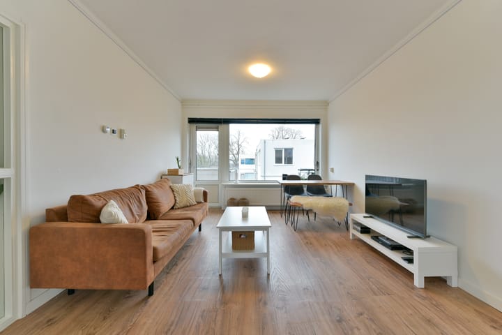 Foto 2 van Adenauerlaan 7