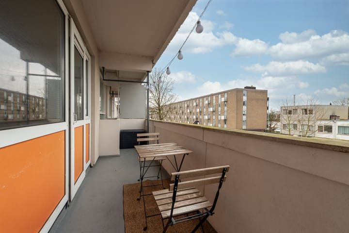 Foto 14 van Adenauerlaan 7