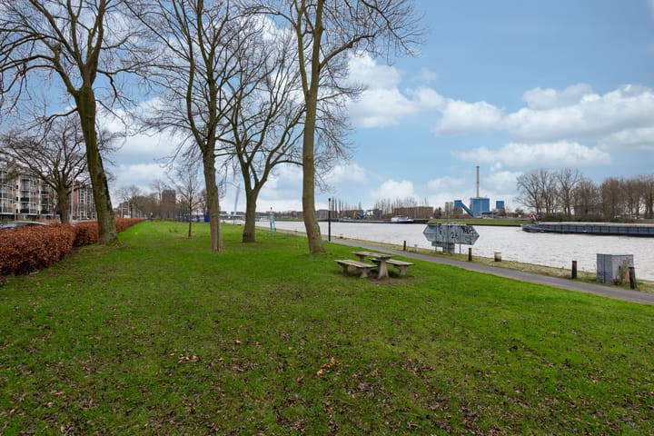 Foto 15 van Adenauerlaan 7