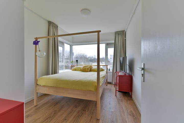 Foto 17 van Adenauerlaan 7