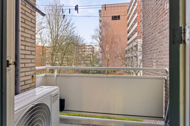 Foto 15 van Meteoorstraat 15