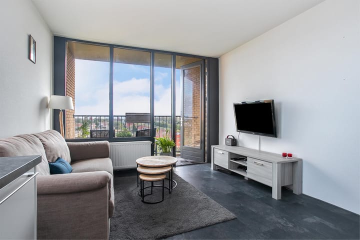 Foto 2 van Makassarhof 82