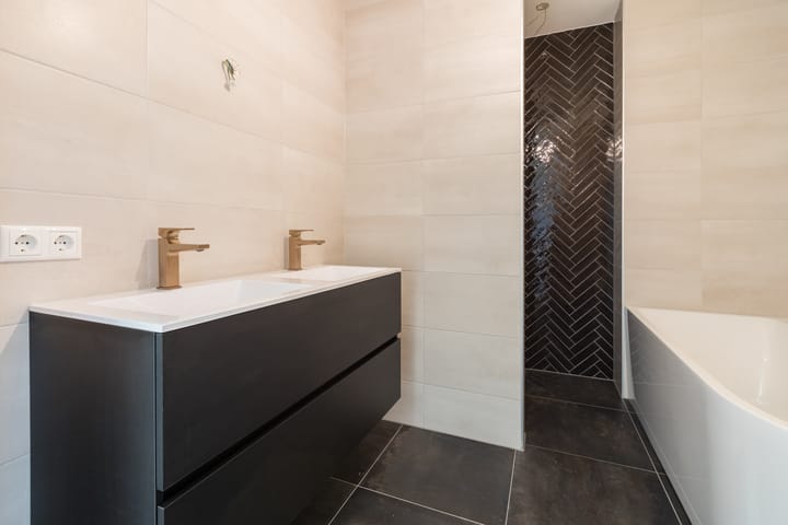 Foto 13 van Carmelietenstraat 47