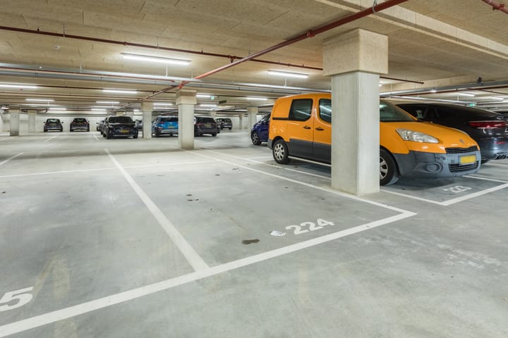 Foto 23 van Carmelietenstraat 47