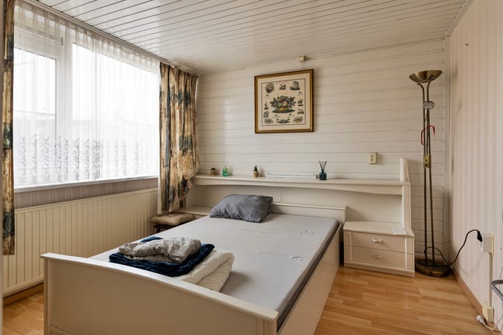 Foto 12 van Victoriestraat 4