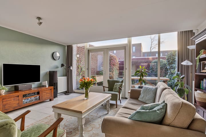 Foto 8 van Trompstraat 45