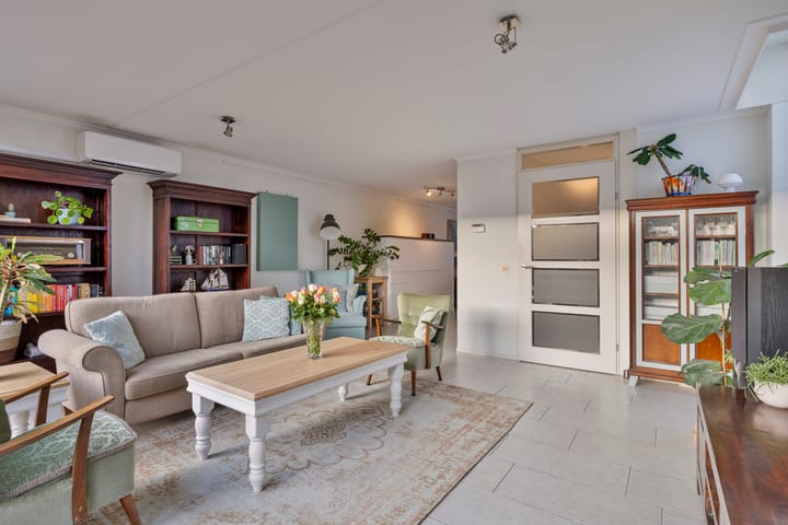 Foto 10 van Trompstraat 45