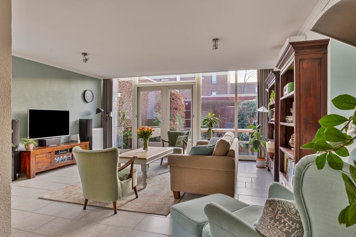 Foto 12 van Trompstraat 45