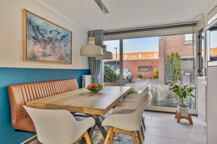 Foto 15 van Trompstraat 45