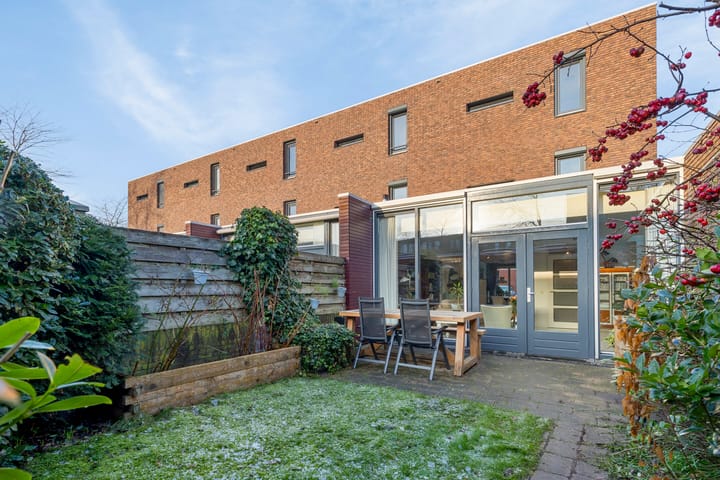 Foto 35 van Trompstraat 45