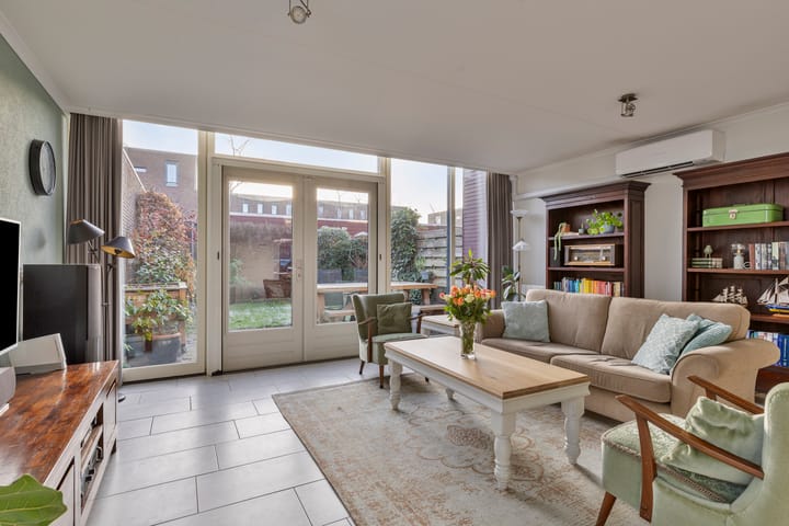 Foto 7 van Trompstraat 45