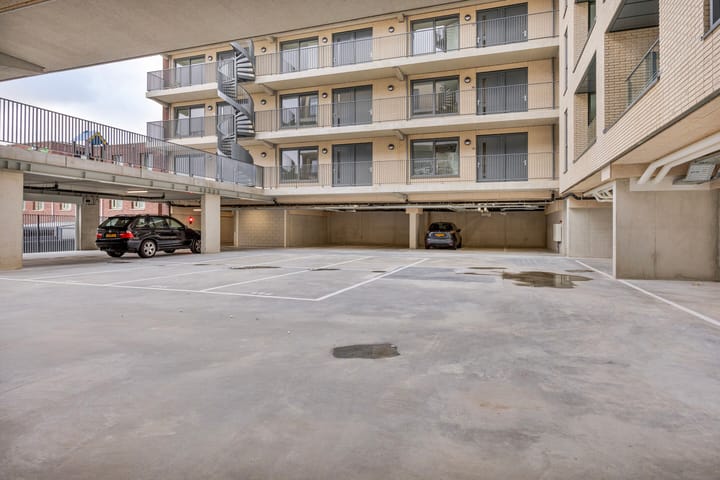 Foto 28 van Willem Frederik Hermansstraat 570