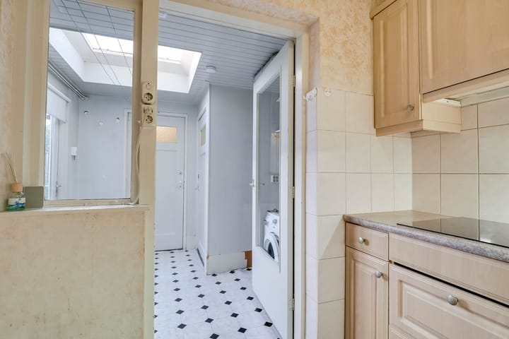 Foto 10 van Noord 83