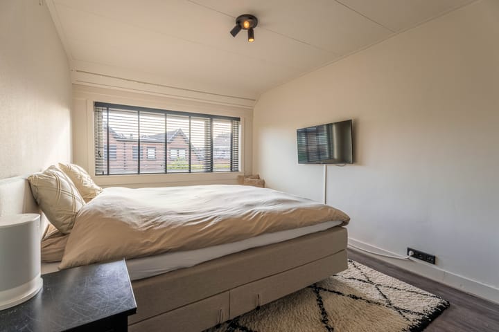 Photo 13 of Kanaalstraat 10