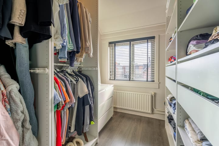 Photo 15 of Kanaalstraat 10