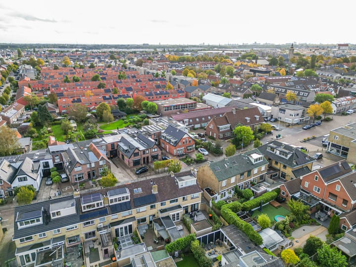 Photo 30 of Kanaalstraat 10