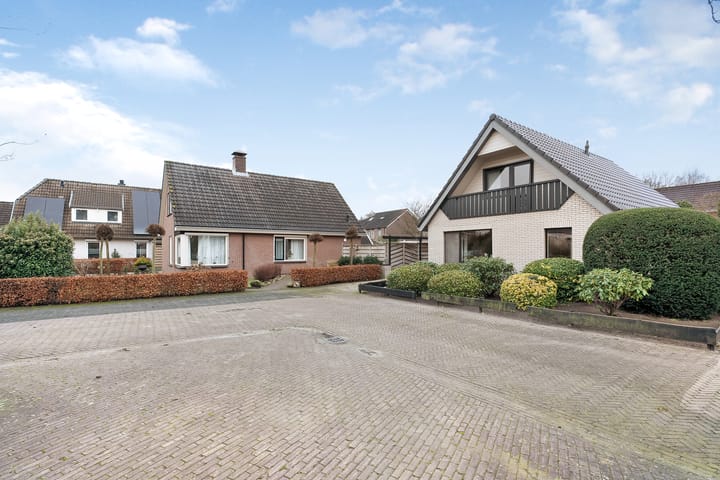 Foto 2 van Baalder-Esch 157