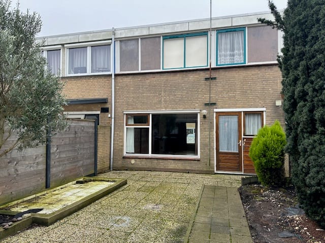 Photo 2 of Galjoot 5