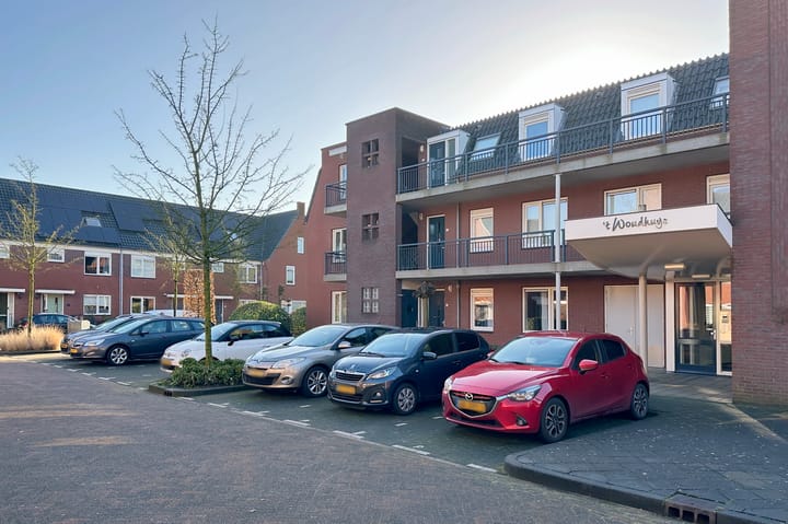 Foto 2 van Esdoornlaan 20