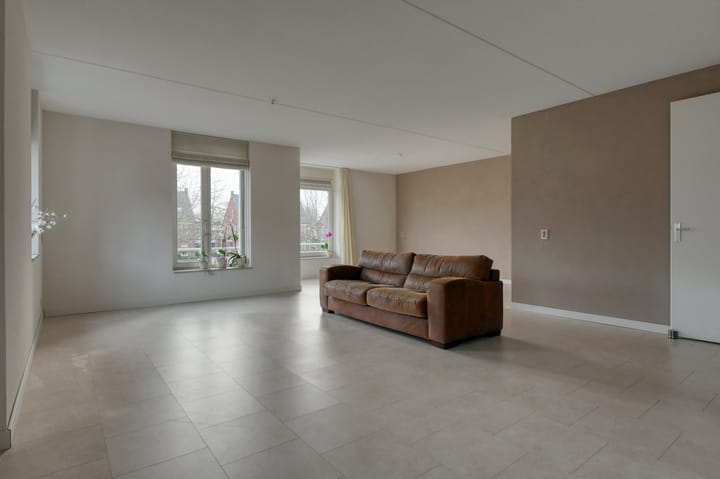 Foto 7 van Esdoornlaan 20