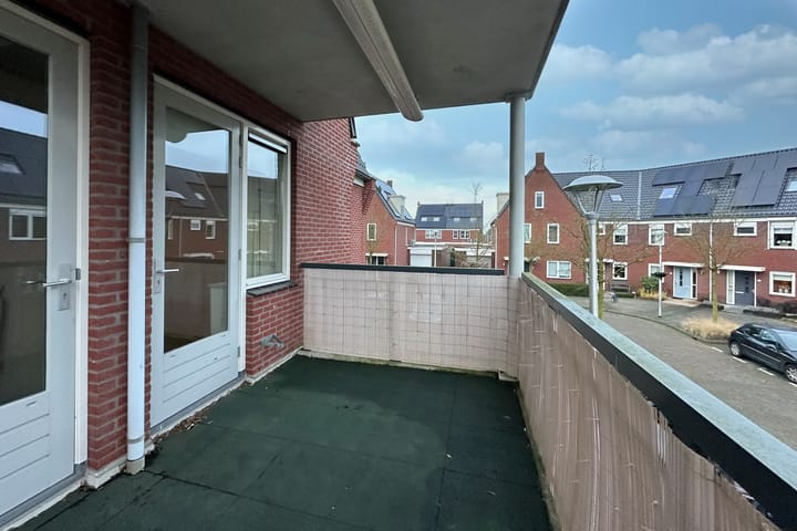 Foto 13 van Esdoornlaan 20