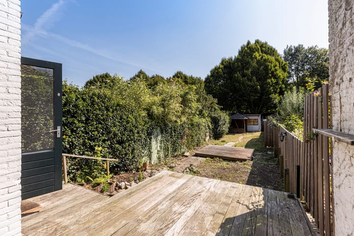 Foto 16 van Riouwstraat 102