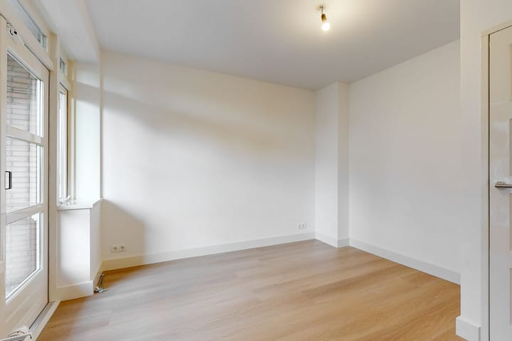 Foto 15 van Van Egmondstraat 7-A