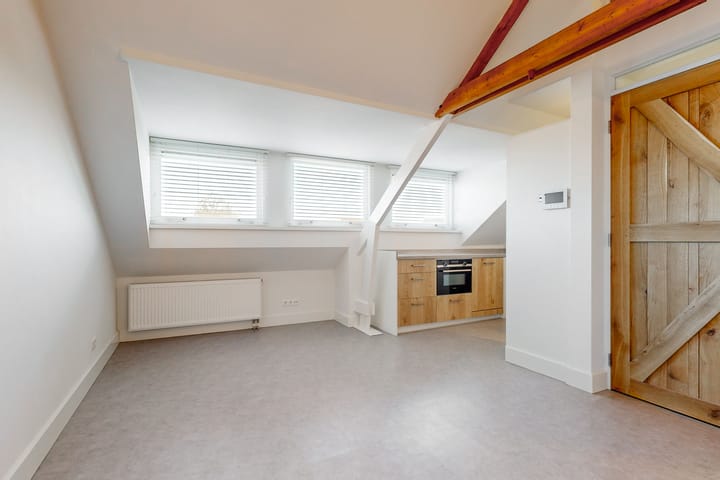 Foto 2 van Van Egmondstraat 7-B