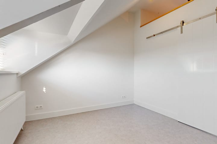 Foto 15 van Van Egmondstraat 7-B