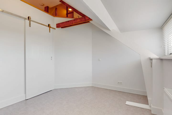 Foto 16 van Van Egmondstraat 7-B