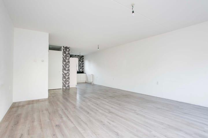 Foto 10 van Straat van Corsica 68