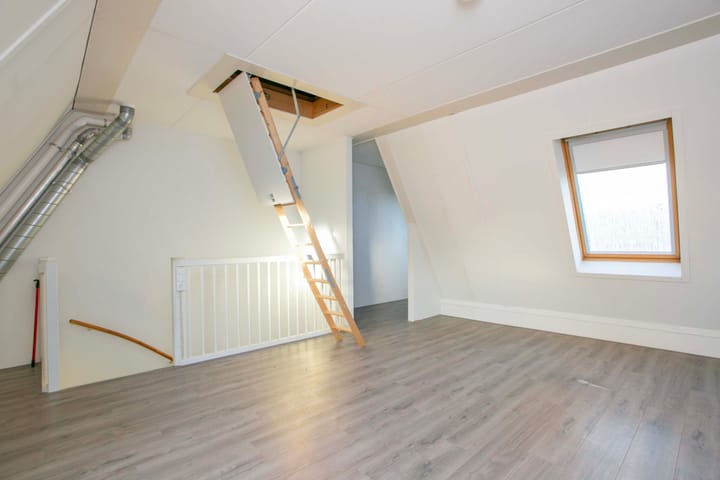 Foto 20 van Straat van Corsica 68