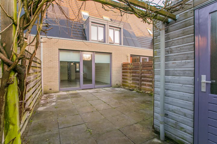 Foto 24 van Straat van Corsica 68