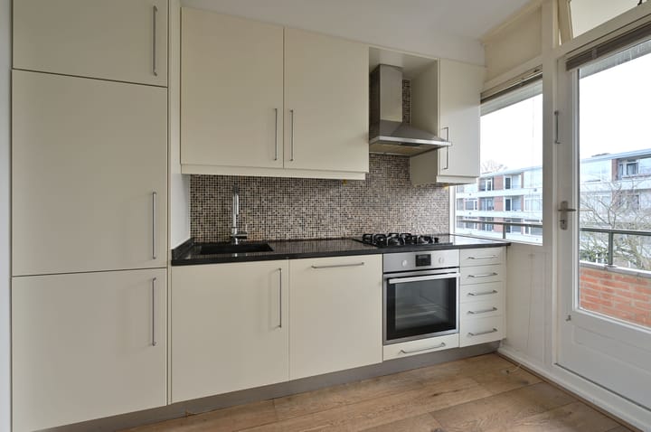 Photo 6 of Zwaluwlaan 94