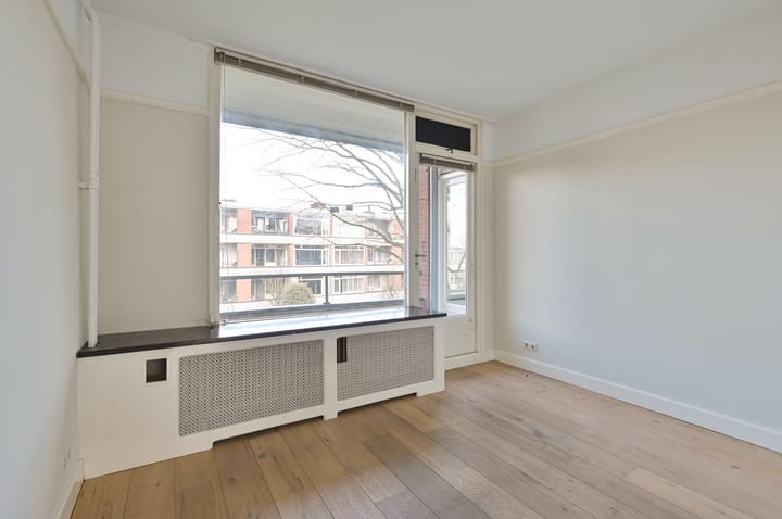 Photo 11 of Zwaluwlaan 94