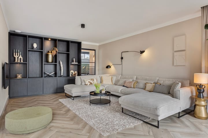 Foto 10 van Johann Strauszstraat 8