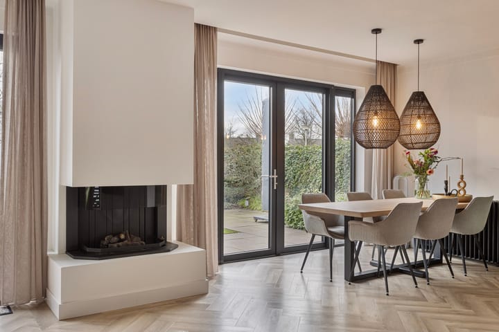 Foto 13 van Johann Strauszstraat 8