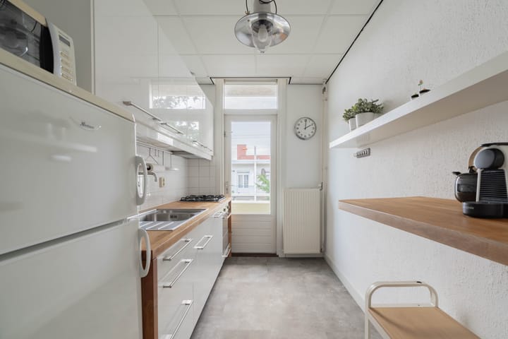 Foto 8 van Hoofdweg 322-3