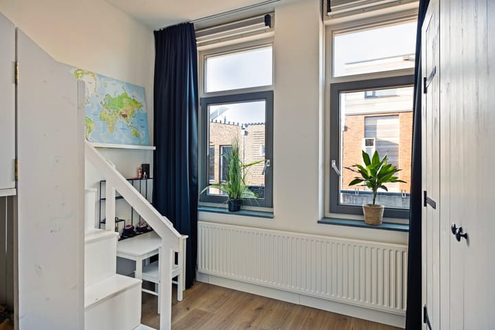 Foto 25 van Nassaustraat 6