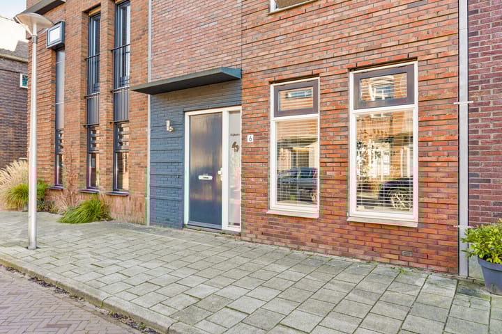 Foto 41 van Nassaustraat 6