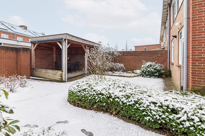 Foto 34 van van Homoetstraat 19