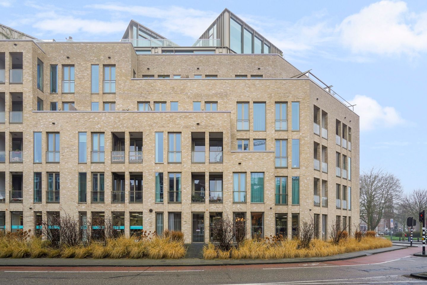 Foto 1 van Emmaplein 89